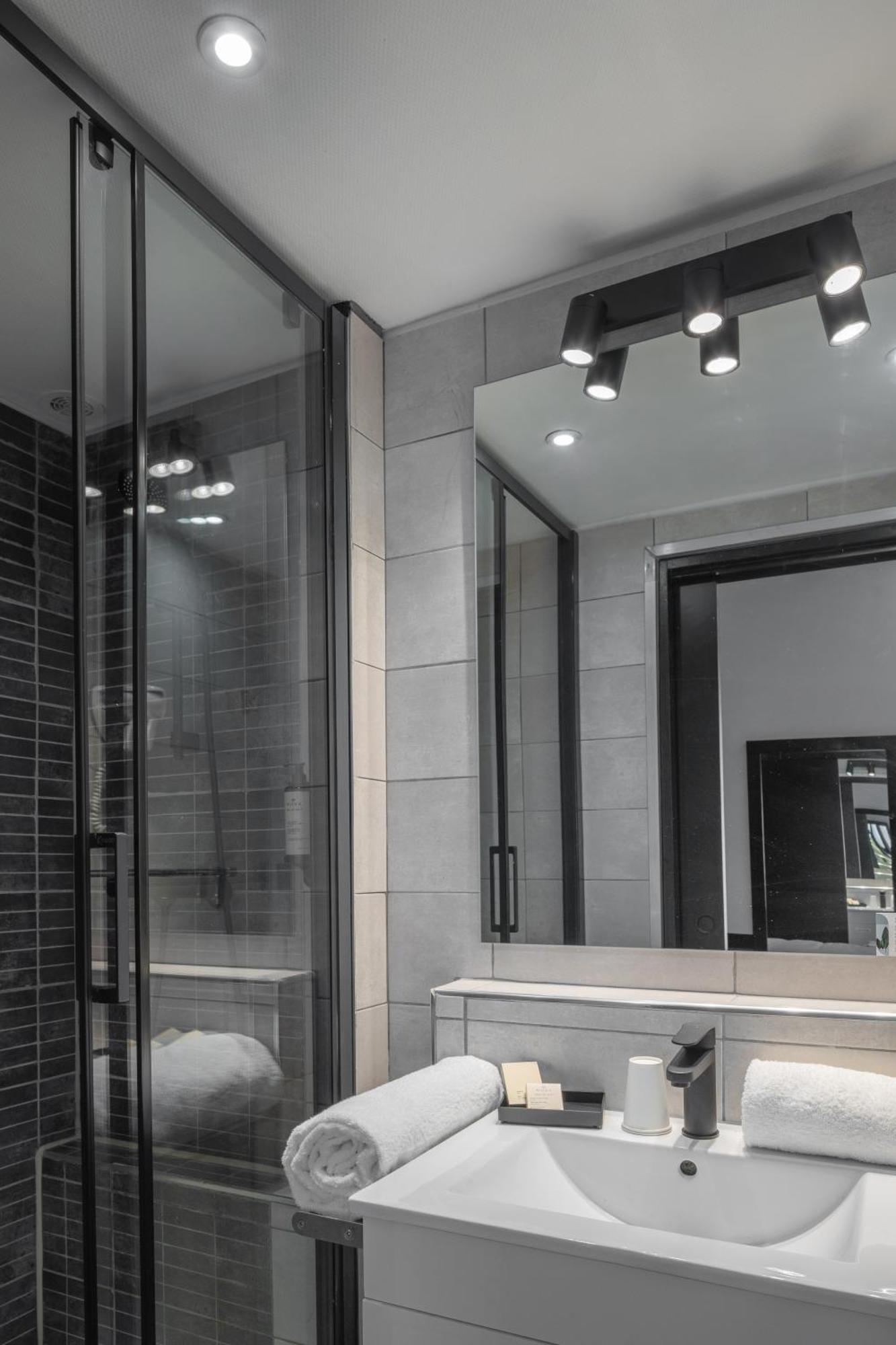 Hotel Bristol Union Intra Muros سان مالو المظهر الخارجي الصورة