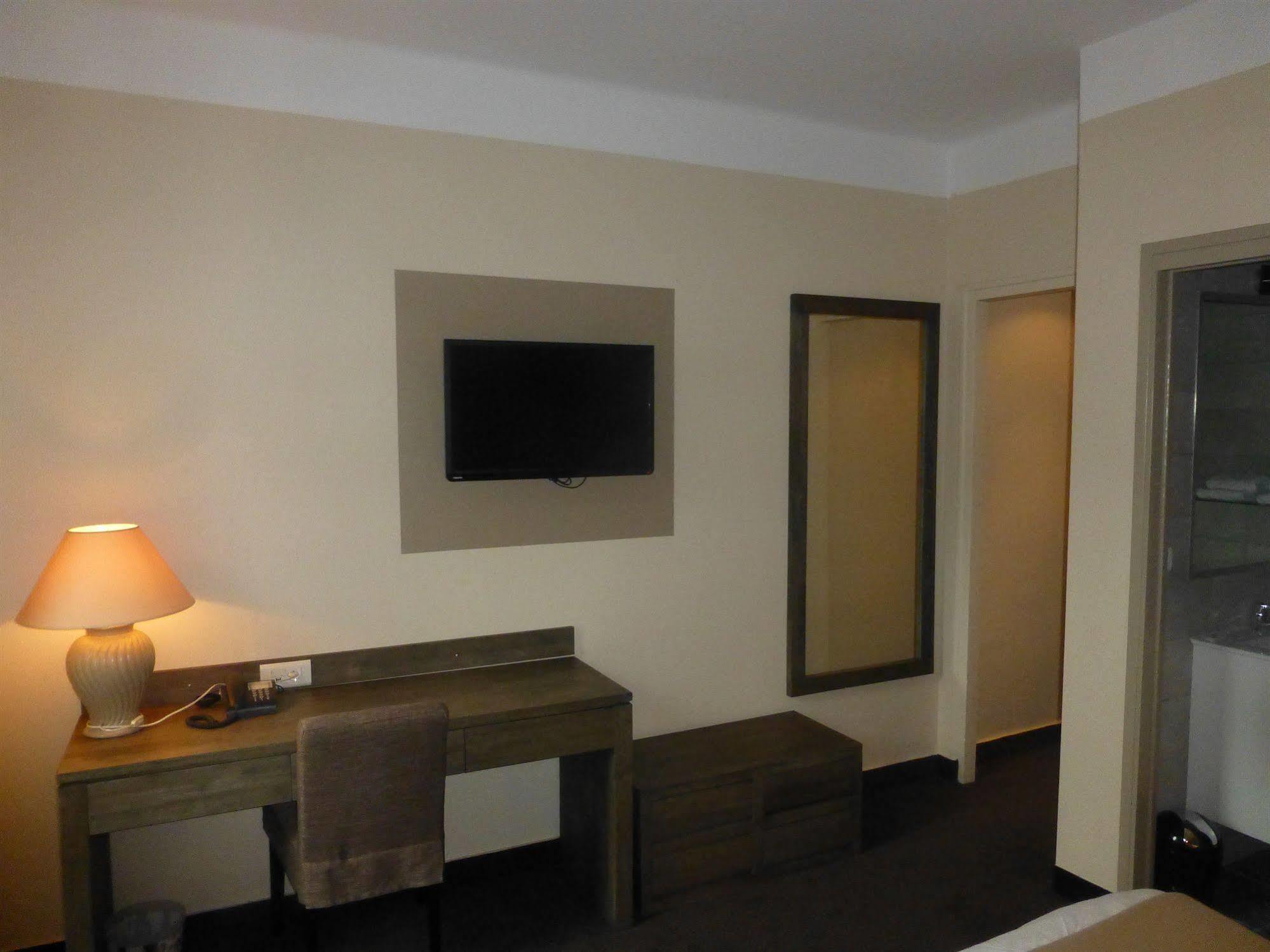 Hotel Bristol Union Intra Muros سان مالو المظهر الخارجي الصورة